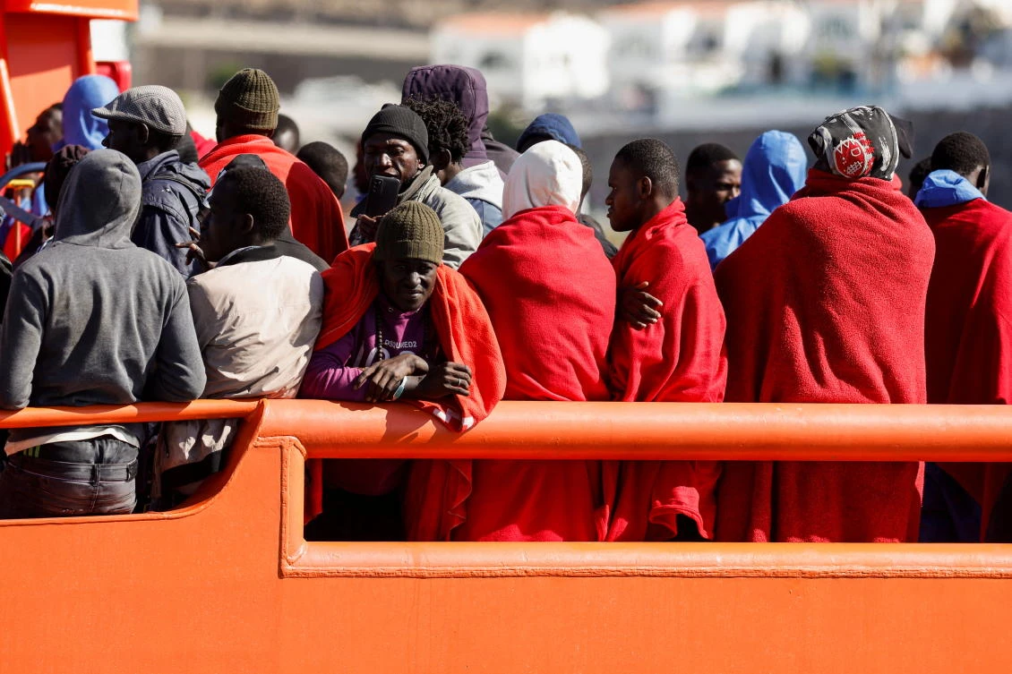 Migrants wait to disembark from a Spanish coast guard vessel, Arguineguin, Gran Canaria, Spain, Apr. 26, 2022. (Reuters)