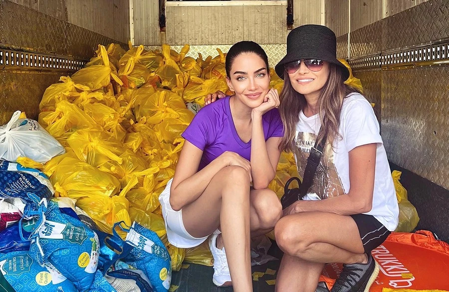 Jessica Kahawaty has been donating meals to migrant workers during Ramadan. Instagram