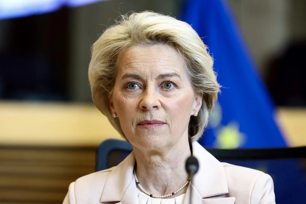 Russia halts gas to Poland, Bulgaria, demands payment in rubles