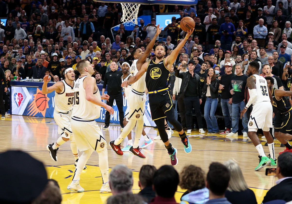 Warriors, Bucks advance with Game 5 wins in NBA playoffs