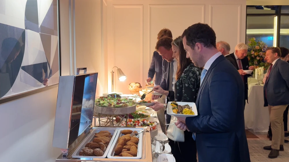 Members of UK-based Emirates Society host Ramadan iftar to celebrate cultural ties