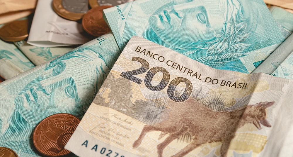 Emerging markets — Brazil real tumbles, Chilean peso supported by rate rise: Reuters