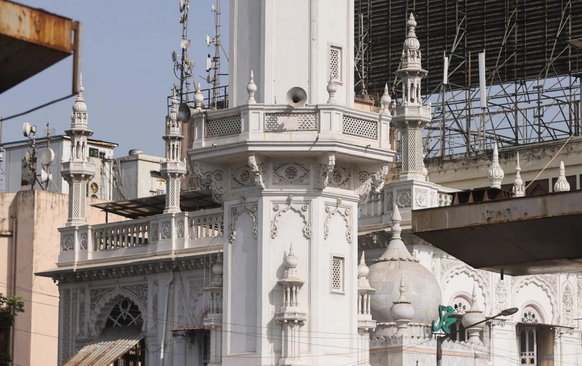 Loud speakers are seen at the Jama Masjid in Mumbai, India, May 6, 2022. (Reuters)