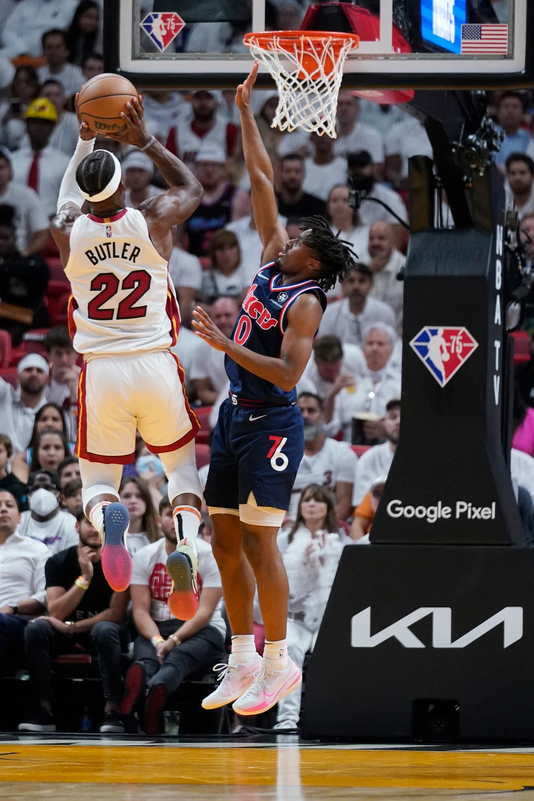 Top seeds Miami and Phoenix moved to within one win of the NBA conference finals. (AFP)