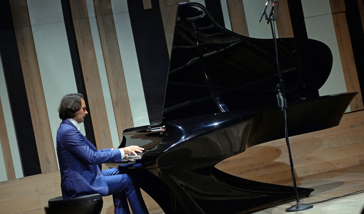 Hungarian composer returns  to the Kingdom to perform,  mentor Saudi students
