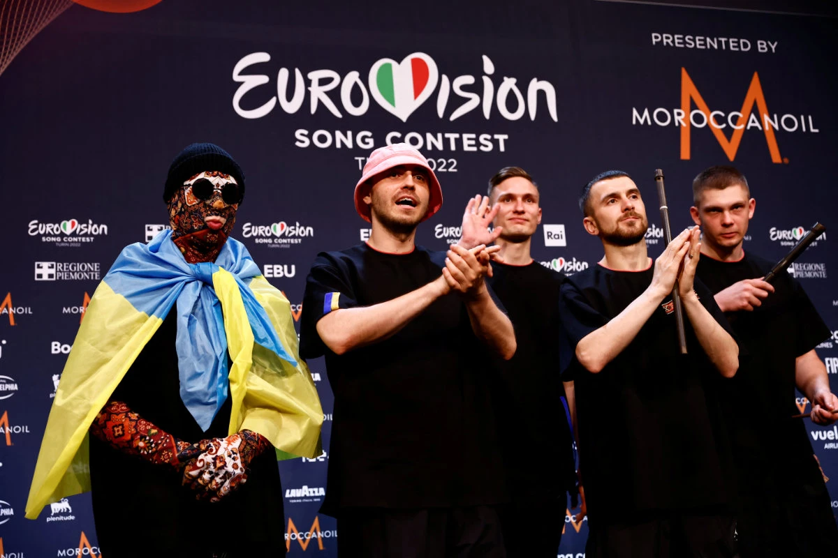 Kalush Orchestra from Ukraine pose for photographers after winning the 2022 Eurovision Song Contest, in Turin, Italy, on May 15, 2022. (REUTERS/Yara Nardi)