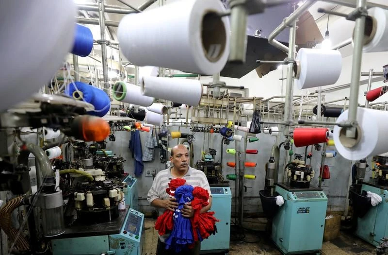 Egypt’s unemployment rate dropped to 7.2 percent in the first quarter, down from 7.4 percent in the previous quarter. Reuters/File