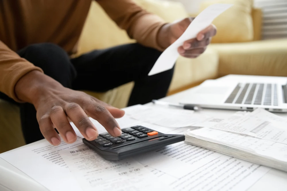 A cost of living crisis is hitting the UK (Shutterstock)