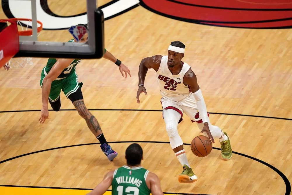 Jimmy Butler of the Miami Heat drives to the basket against Jayson Tatum of the Boston Celtics during Game 1 of their 2022 NBA Playoffs Eastern Conference Finals on May 17, 2022 in Miami, Florida. (AFP)