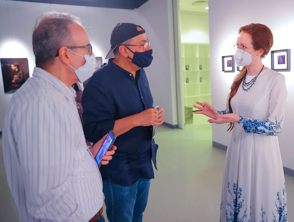 Saudi, Belgian artists showcase women-centric artworks
