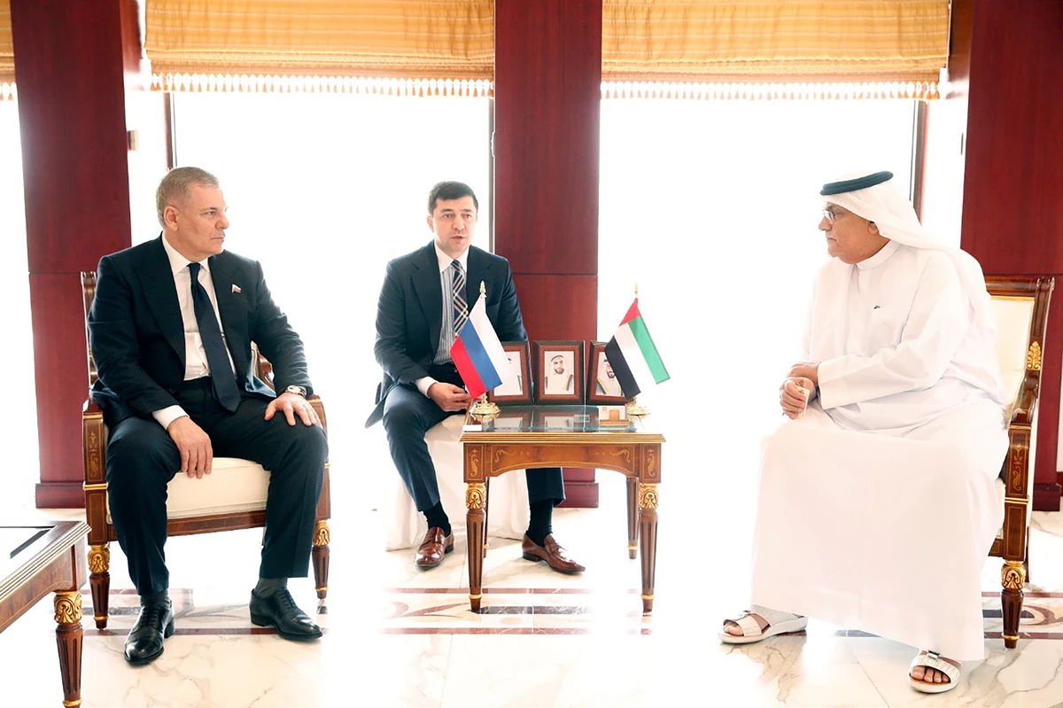 Russian, Emirati officials look to enhance ‘strong ties’