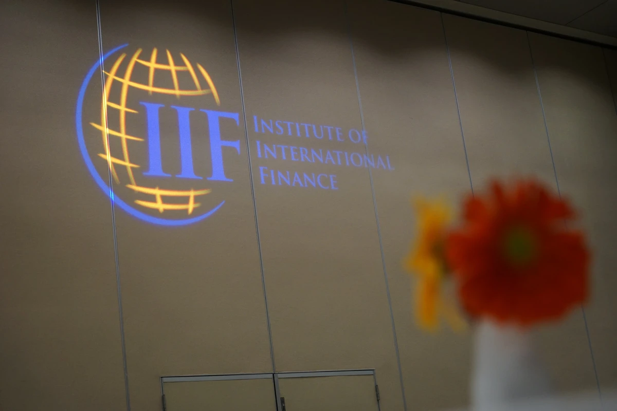 IIF cuts 2022 global GDP growth estimate in half, flows to EM to drop 42%