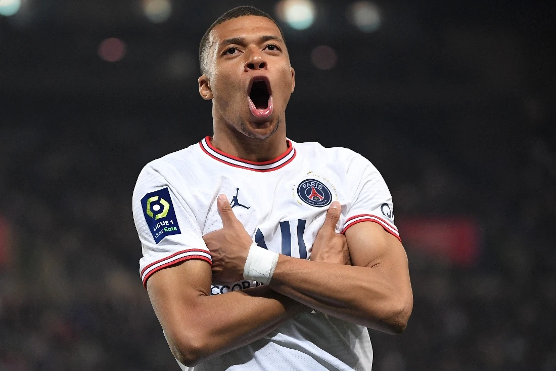 On Saturday, Mbappe confirmed he would stay on at Paris Saint-Germain instead of making a move that had been all but set in stone earlier in the week. (File/AFP)