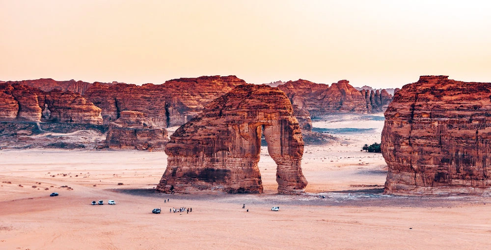 Authorities have taken several measures to encourage young Saudi women to join the fast-growing tourism sector which is seen as a key to diversifying Saudi Arabia’s economy away from oil and creating more job opportunities for Saudi youth. (Shutterstock)