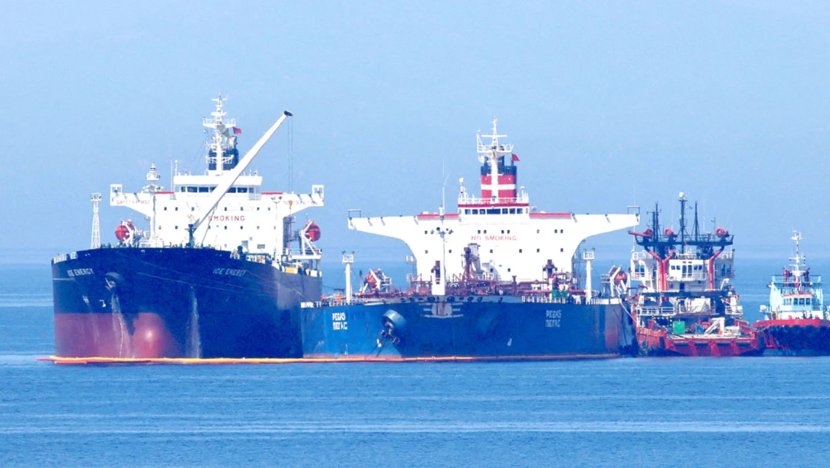 US seizes 600,000 barrels of smuggled Iranian crude oil