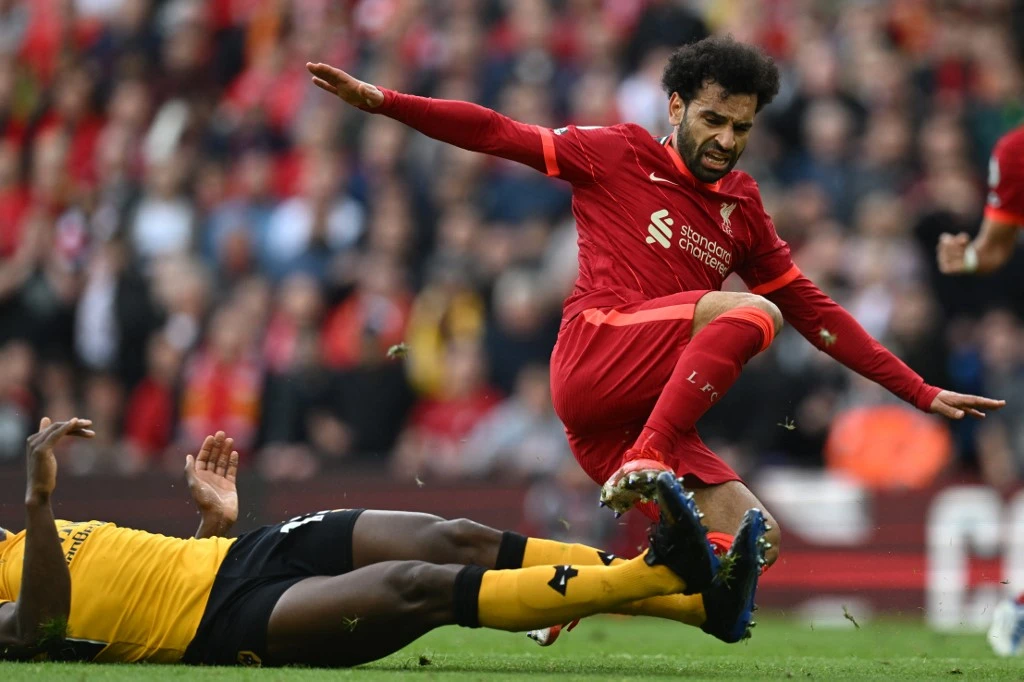 Mohamed Salah helping the English team to the continental title would be a perfect ending for millions of Arab football fans. (File/AFP)