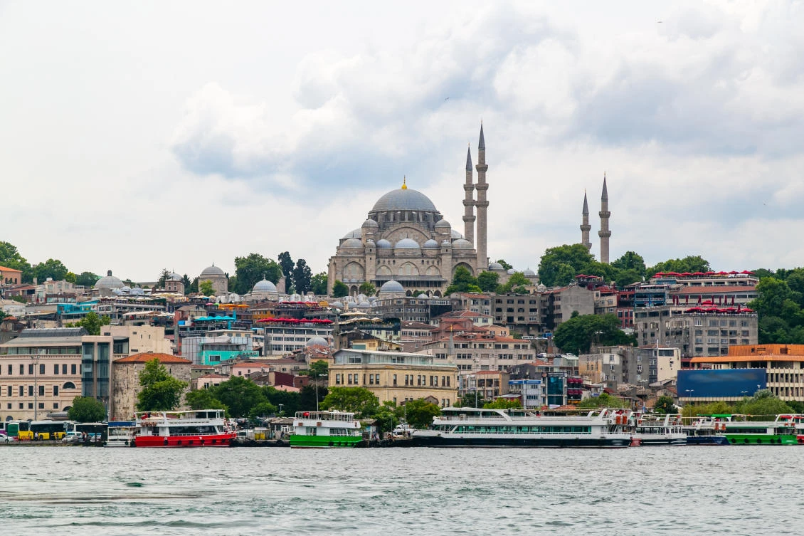 Turkey is a popular tourist destination for Israelis and the two countries have been mending their ties after more than a decade of strained relations. (File/Shutterstock)