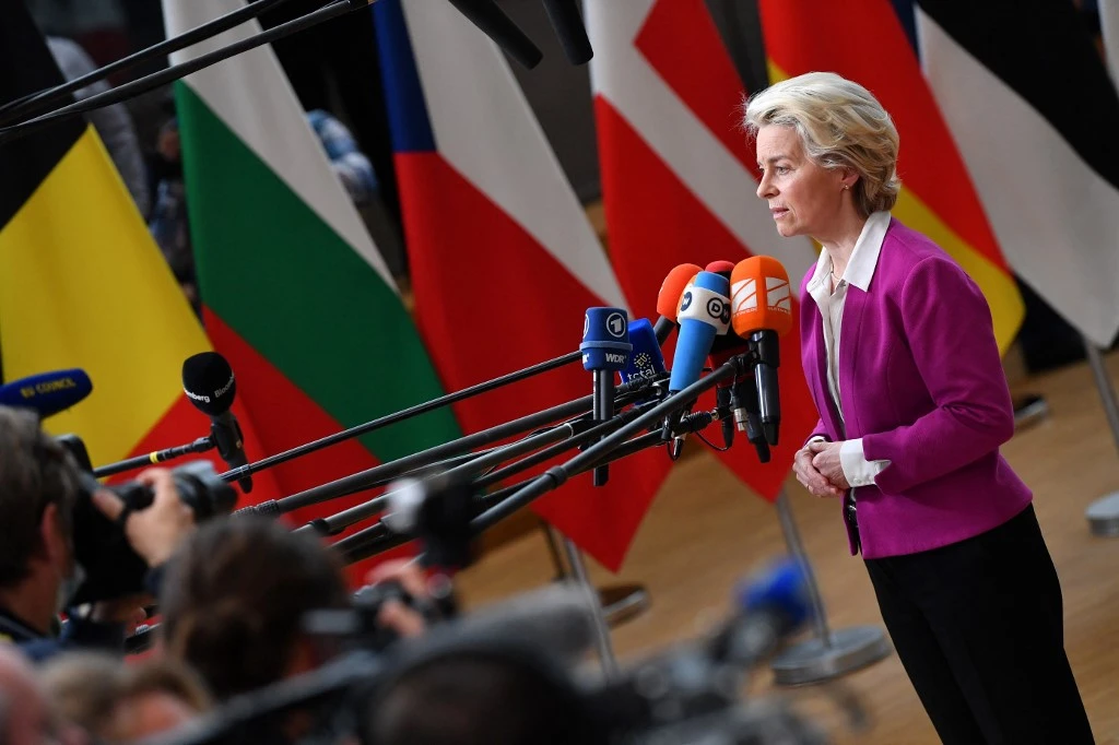 EU leaders have reached an agreement “in principle” on banning oil imports from Russia, European Commission chief Ursula von der Leyen said early on Tuesday. (AFP)
