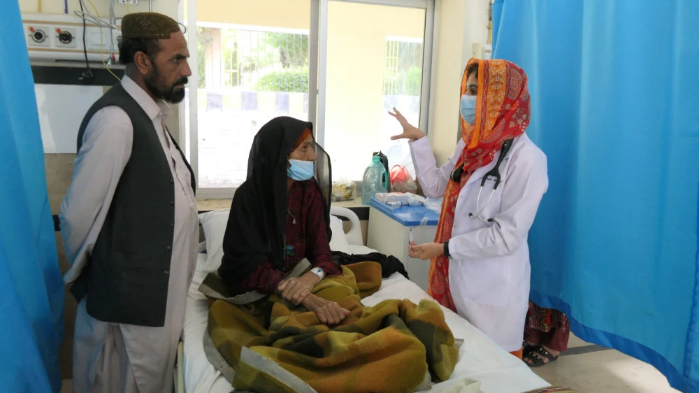 Pakistani woman fights prejudice, becomes first deaf doctor in Balochistan