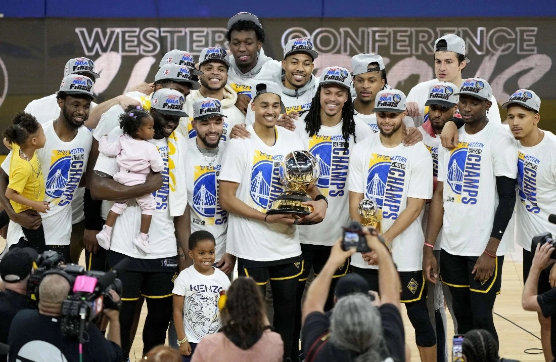 Best of the West: Warriors seal return to NBA Finals with Game 5 victory over Mavericks