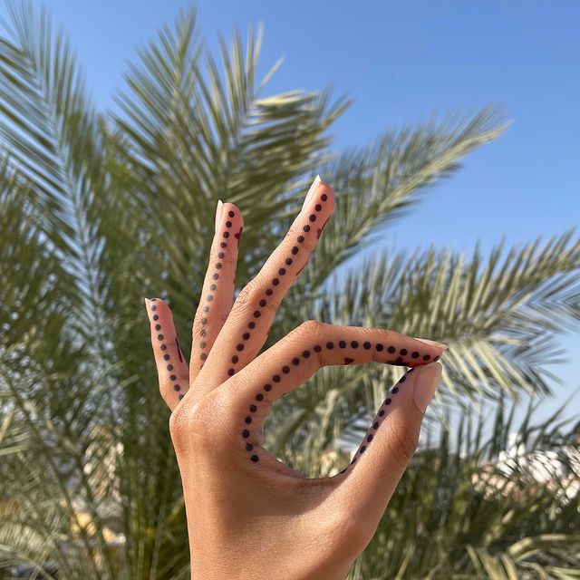 Dots