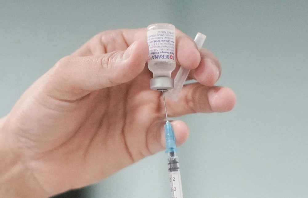 Nearly 66 million COVID-19 vaccine doses have been administered since the Kingdom’s immunization campaign began, with almost 25 million people fully vaccinated. (REUTERS)