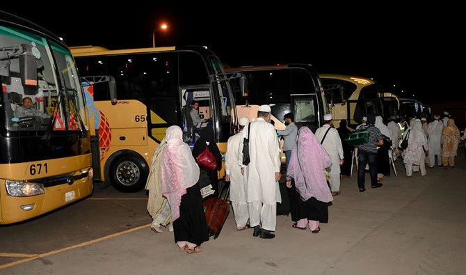 The Saudi Ministry of Interior has launched its fourth Makkah Route initiative to smooth pilgrims’ Hajj journey and provide a top-quality service. (SPA/File Photo)