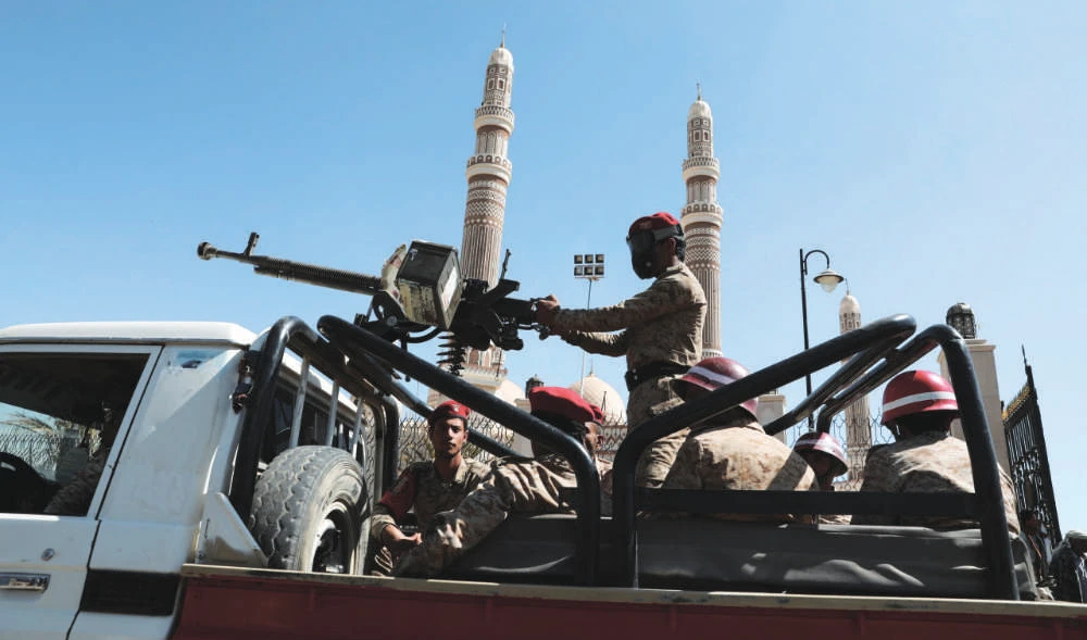 The houthis flatly rejected the idea of opening the main roads that link Taiz with sanaa, hodeidah and aden and they alternatively suggested opening a rough and rarely used road. (Reuters)