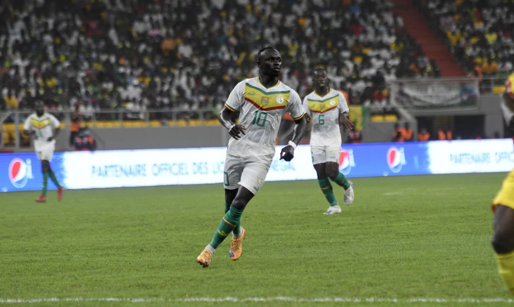 Liverpool star Sadio Mane scored a penalty eight minutes into added time to give Senegal a dramatic 1-0 win over heart-broken Rwanda on Tuesday in 2023 Africa Cup of Nations qualifying. (AFP)