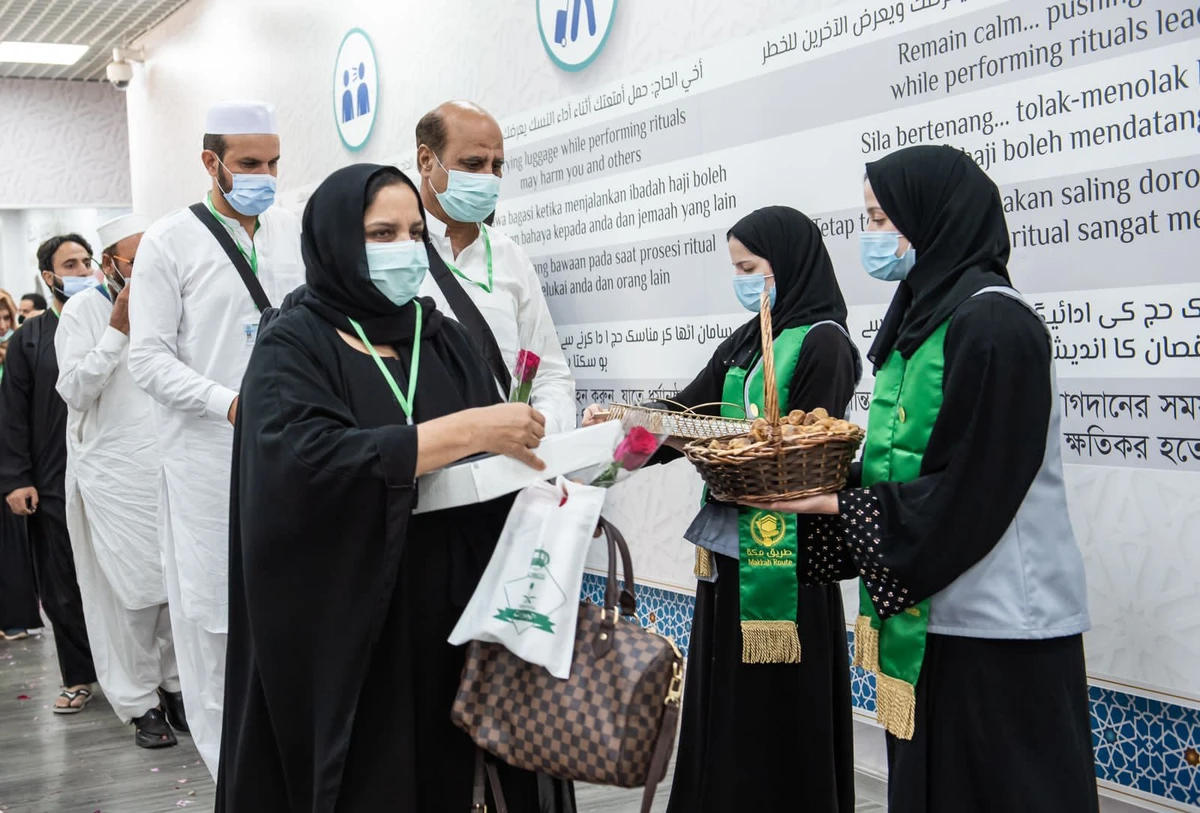 First ‘Makkah Route’ pilgrims arrive in Madinah from Pakistan