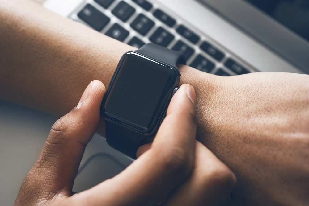 Meta halts development of smartwatch with dual-camera