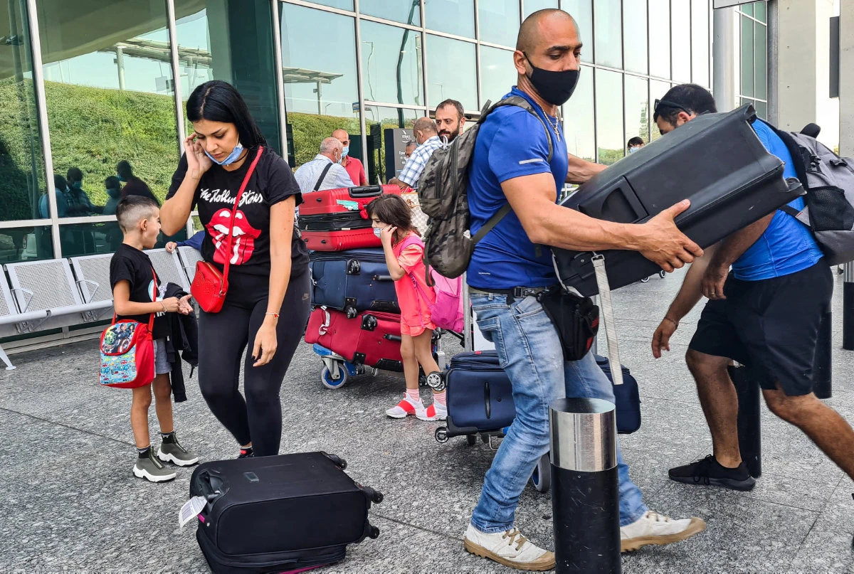 Lebanon’s middle class thins out as skilled professionals head for the exits