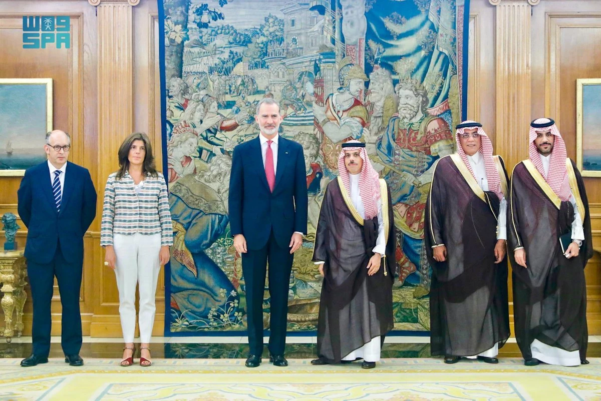 King Felipe VI and Saudi Foreign Minister Prince Faisal bin Farhan meet in Spain on Monday. (SPA)
