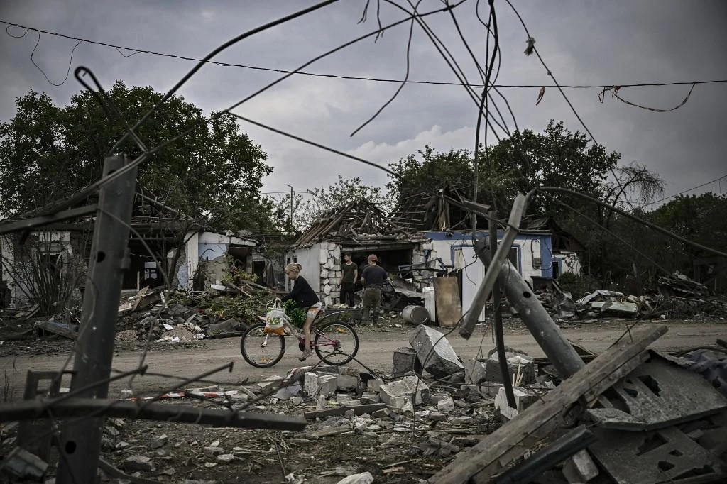 Hundreds of civilians are believed to be trapped in the city. (AFP)