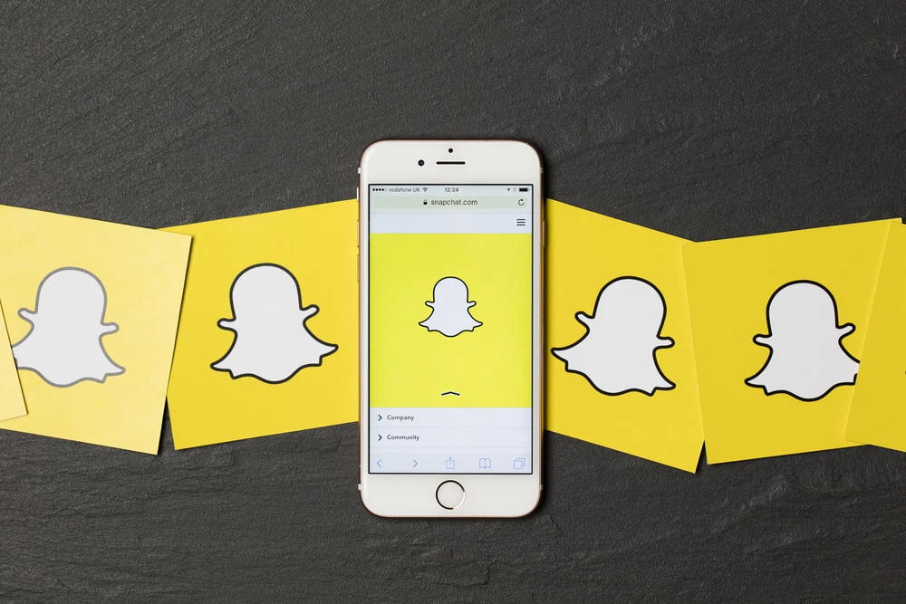 napchat+ would cost 4.59 euros for a one-month subscription or 45.99 euros for one year. (Shutterstock images)