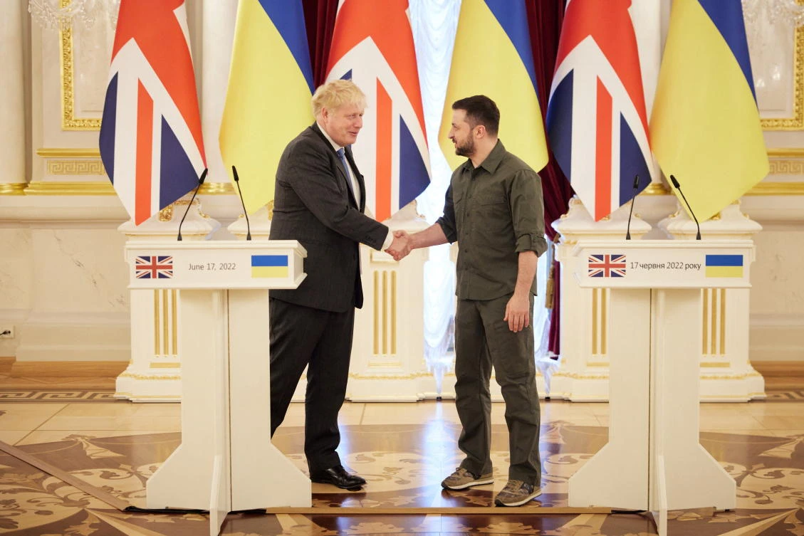 British Prime Minister Boris Johnson and Ukraine’s President Volodymyr Zelensky shake hands after a joint news briefing, as Russia’s attack on Ukraine continues, in Kyiv, Ukraine June 17, 2022 (Reuters)