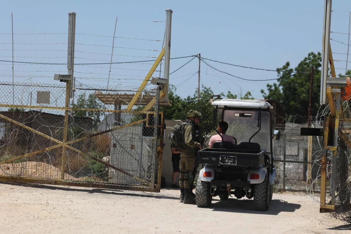 Israeli settler stabs Palestinian to death, Palestinians say