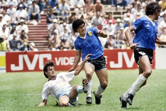 Argentine’s late football legend Diego Maradona during their match against England in the World Cup Mexico 1986. (Getty Images)