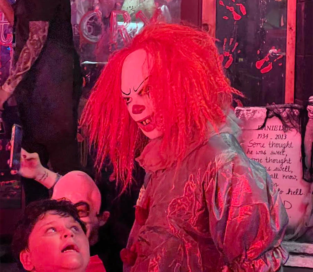 Thrill-seekers visit Jeddah’s Horror Village for adrenaline rush