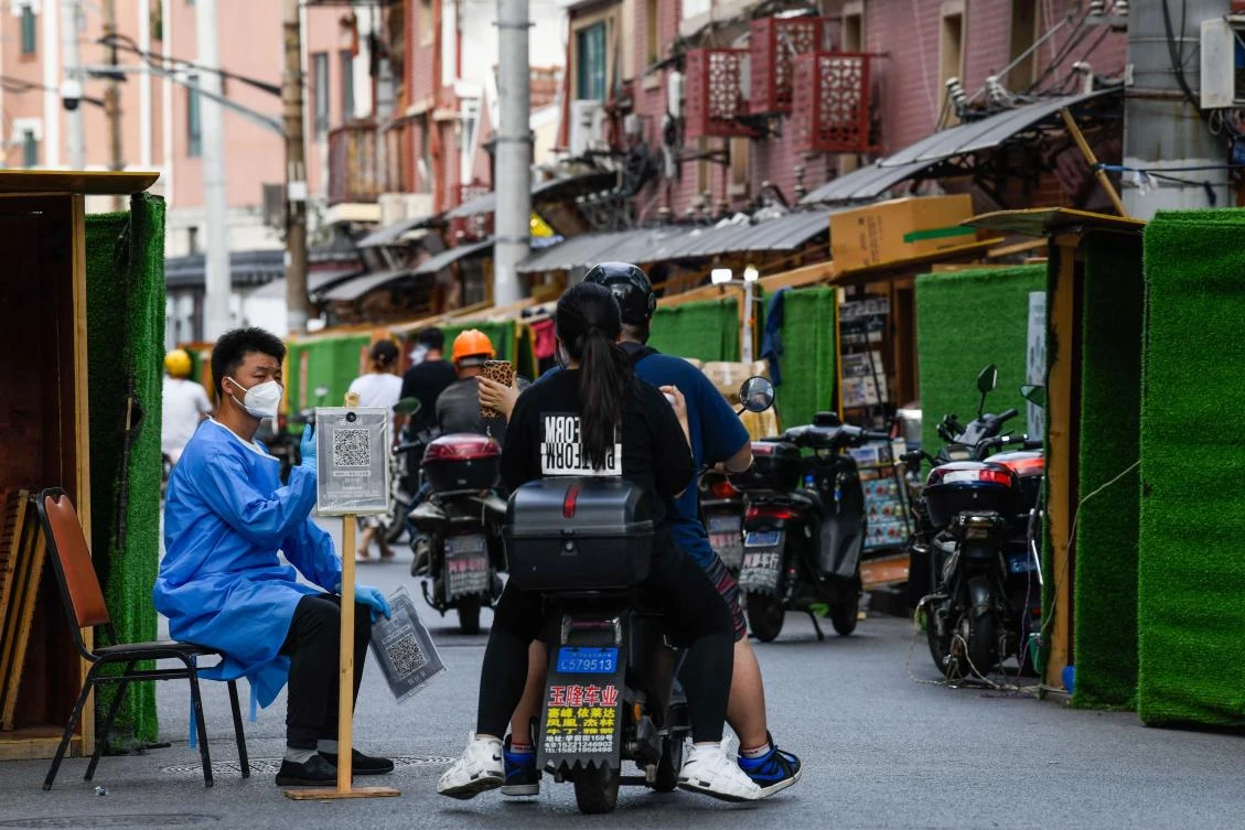 Shanghai reported no new locally transmitted cases — either symptomatic or asymptomatic — for June 24 and June 25. (AFP)