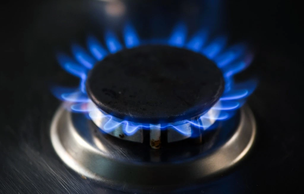 Traditional energy still has its investment potential, according to energy consultant Pierre Samaties
