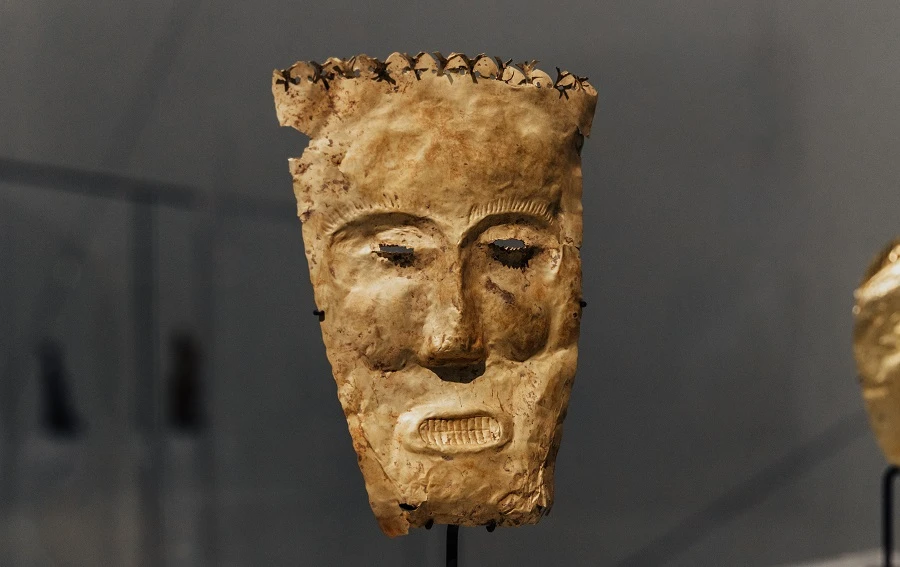 Louvre Abu Dhabi displays Filipino artifacts for first time