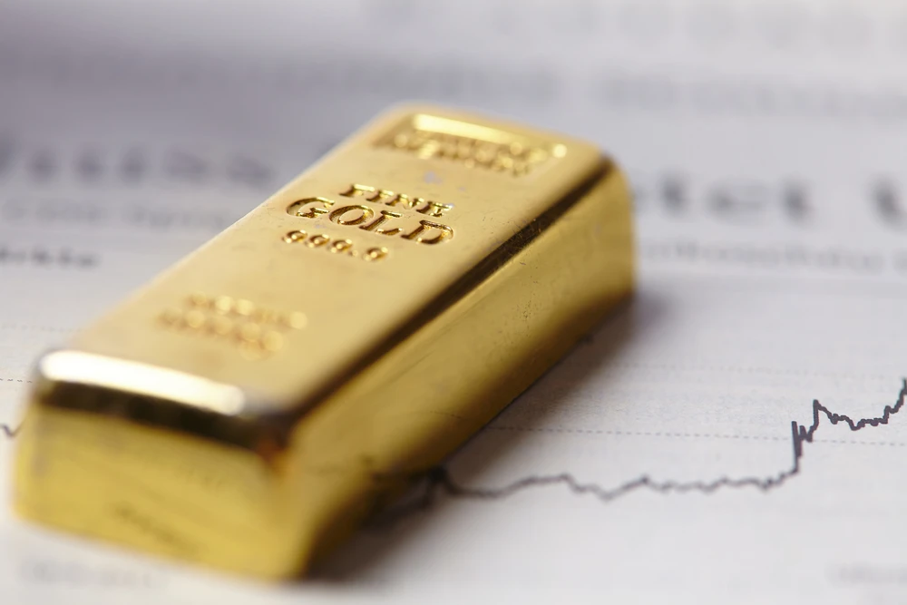Commodities Update — Gold flat; Wheat, soybean fall; Copper heads for worst quarter