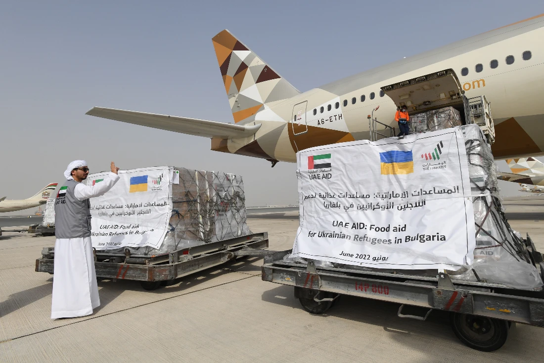 Since the outset of the war in Ukraine, the UAE dispatched six planes to Poland and Moldova, carrying 156 tons of food and medical aid. (WAM)