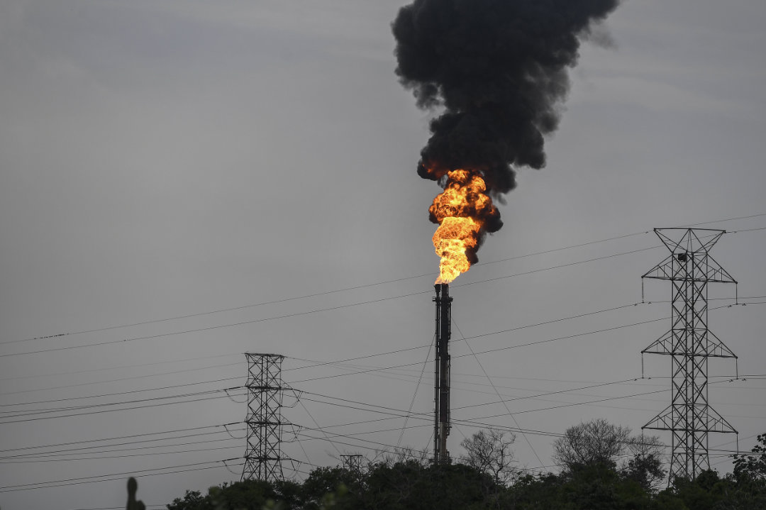 Crude prices stay on course with 2022 macro environment
