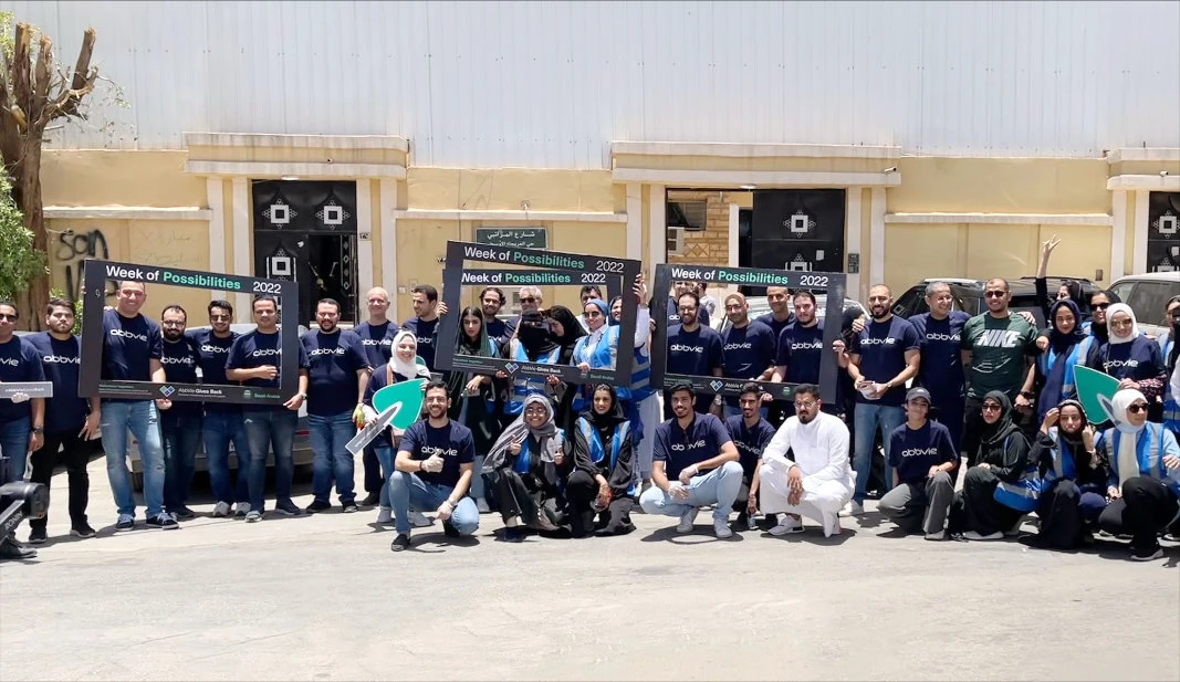 AbbVie employees gather for the company’s seventh annual ‘Week of Possibilities’ volunteering program.