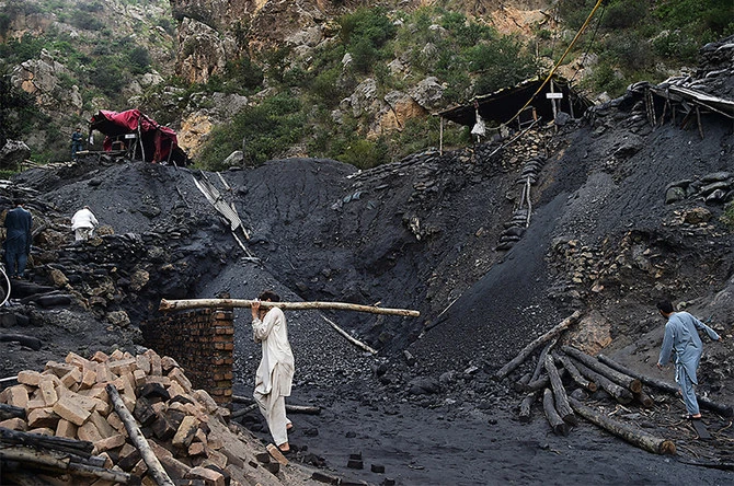 Pakistan imports 3,000 tonnes of Afghan coal per day: report