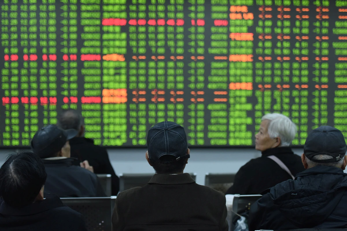 China In-Focus — Yuan inches up; stocks rise; Evergrande canvassing creditors’ support