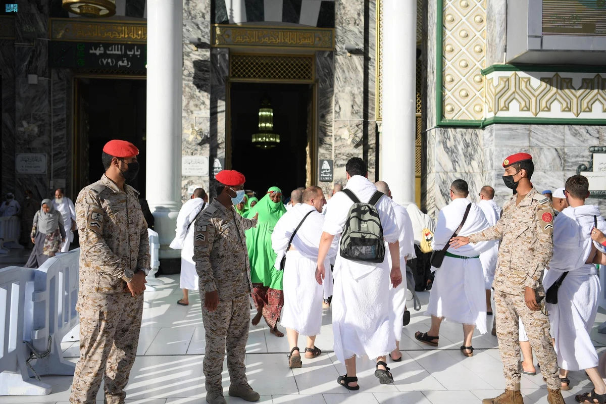 Security personnel are pictured at the Grand Mosque in Makkah. (SPA)