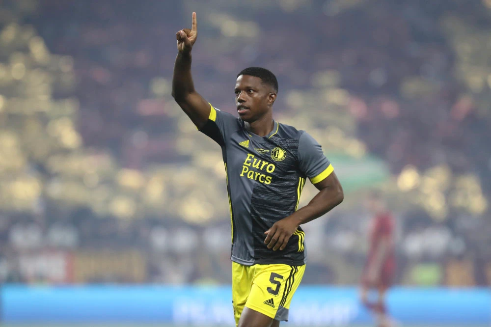 Malacia becomes Ten Hag’s first signing at Man United